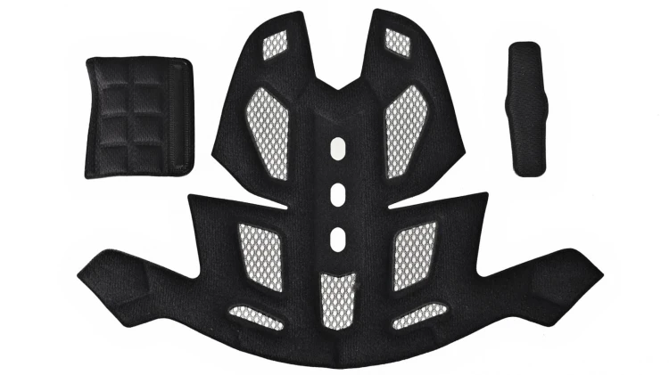 Wnętrze kasku ProX Cage II prezentujące ciemną hipoalergiczną wyściółkę oraz dodatkowe wkładki dopasowujące