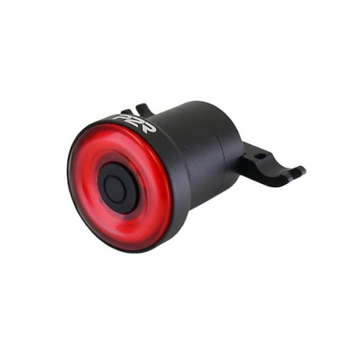 Aluminiowa lampka P2R TALIX 30 z funkcją hamowania ujęcie pod kątem 45 stopni