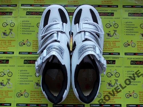 Buty SHWM62 białe roz. 41 – widok od przodu