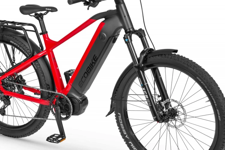 Rower elektryczny ECOBIKE RX500 21" SUV czarny – kierownica i wyświetlacz z perspektywy rowerzysty