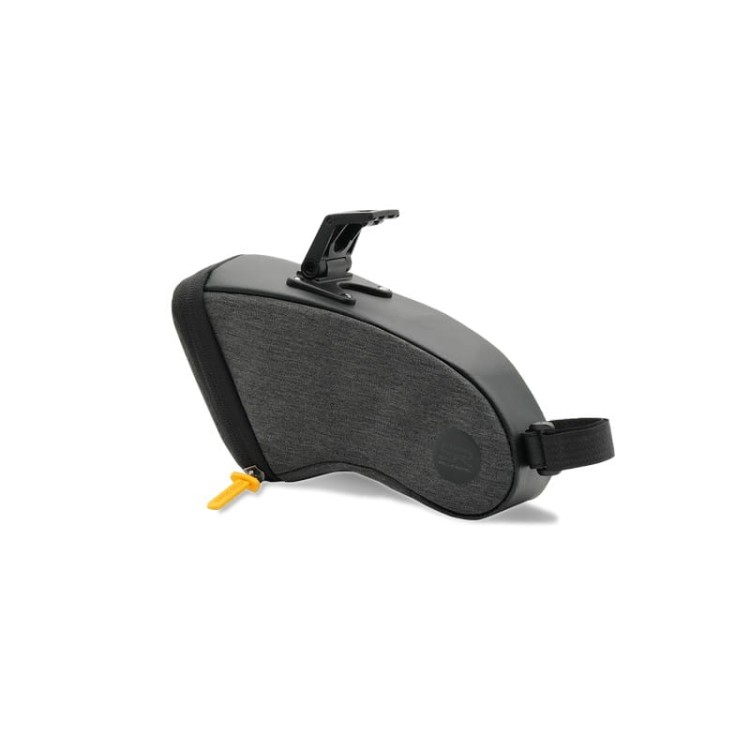 Torba podsiodłowa Selle Royal BAG M o pojemności 1,2L w kolorze czarno-grafitowym