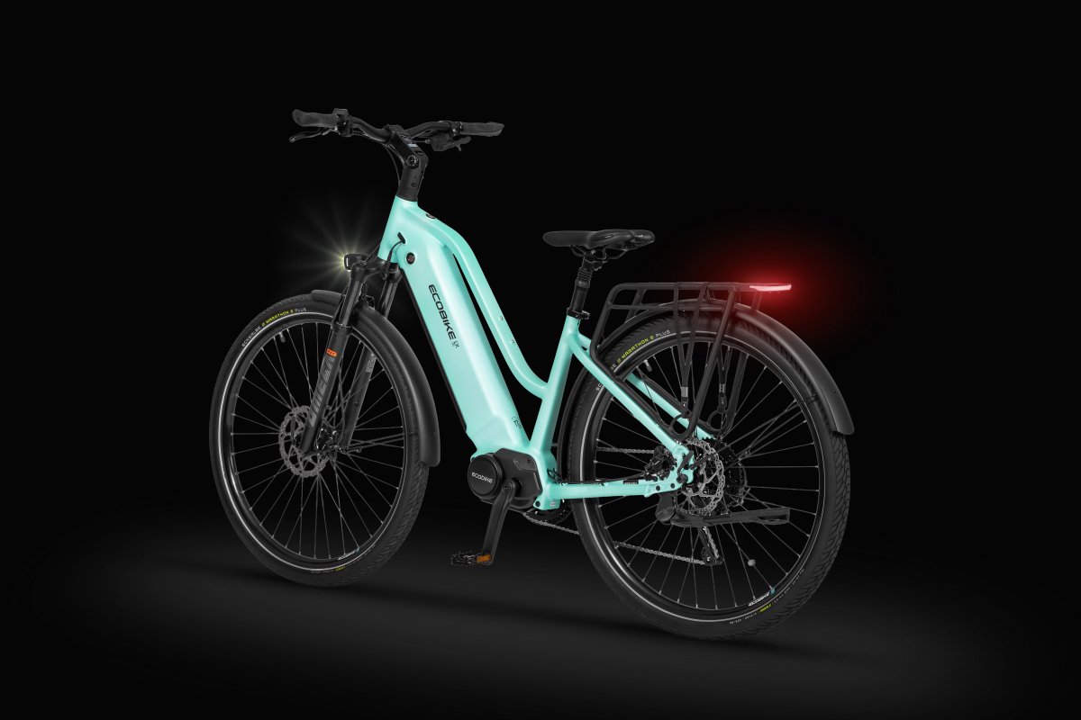 Kolorowy wyświetlacz LCD i napęd Shimano Deore