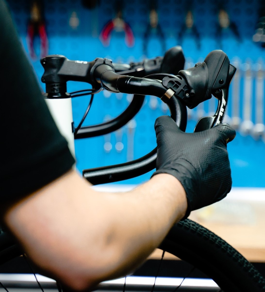 Klamkomanetka hamulca tarczowego